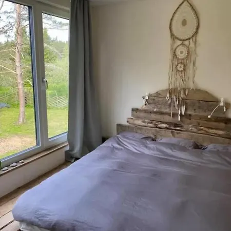 Jes Beachhouse - Merelaehedane Majade Kompleks *